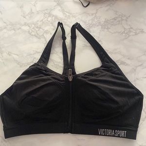 Victoria Secret Sports Bra NWOT 34B